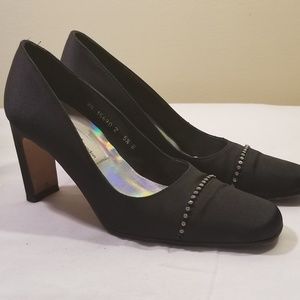 Ladies shoes